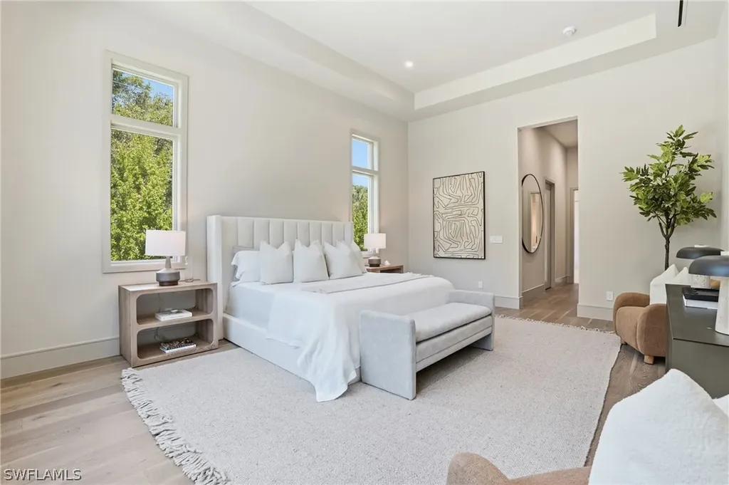 4851 Crayton Road Naples FL 34103