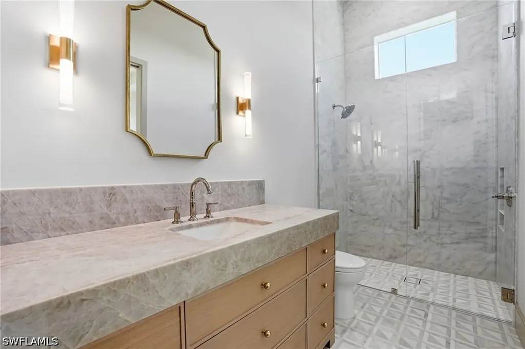 4851 Crayton Road Naples FL 34103