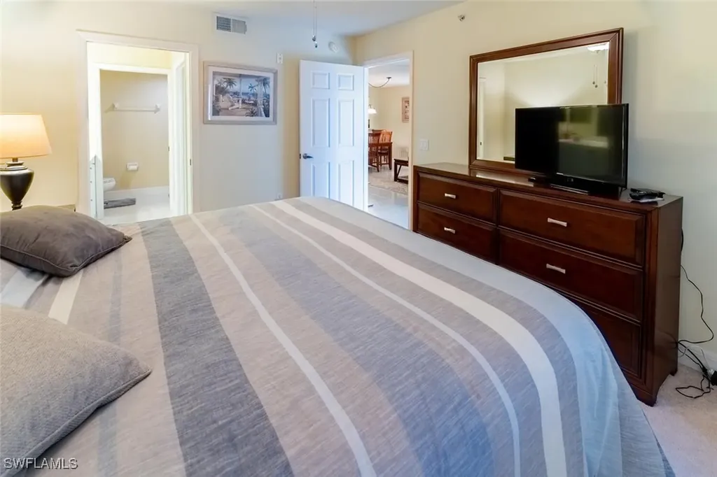 1100 Eastham Way Naples FL 34104