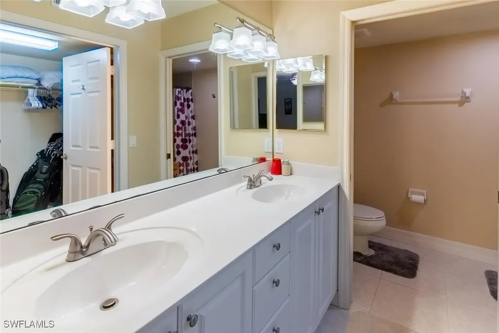 1100 Eastham Way Naples FL 34104