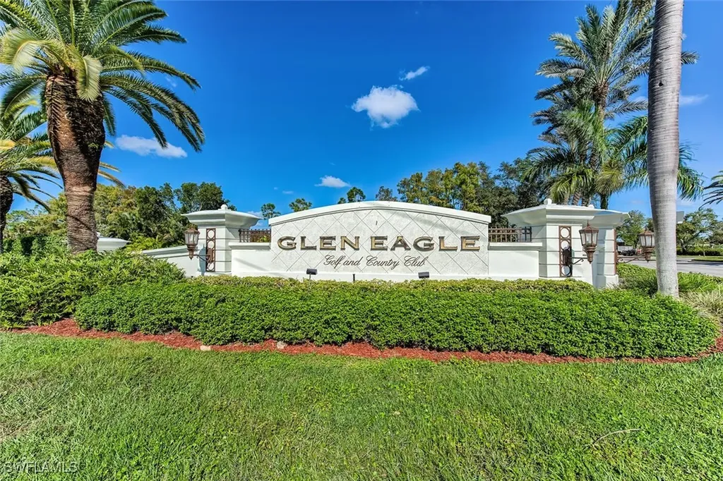 1100 Eastham Way Naples FL 34104