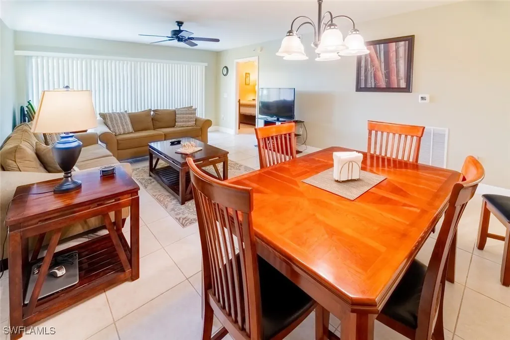 1100 Eastham Way Naples FL 34104