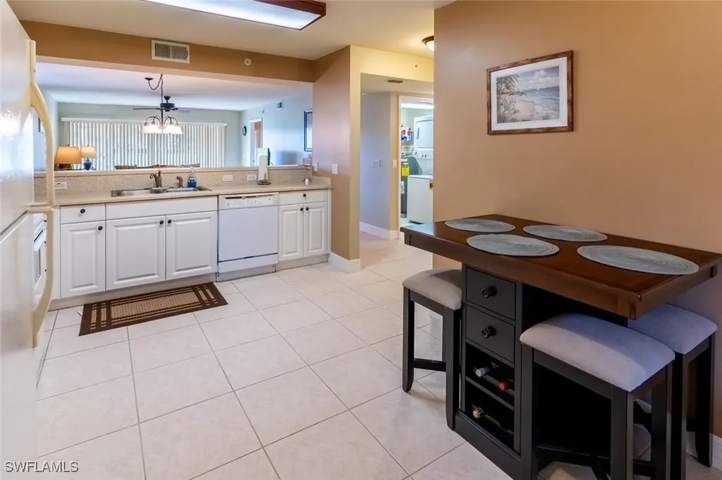 1100 Eastham Way Naples FL 34104