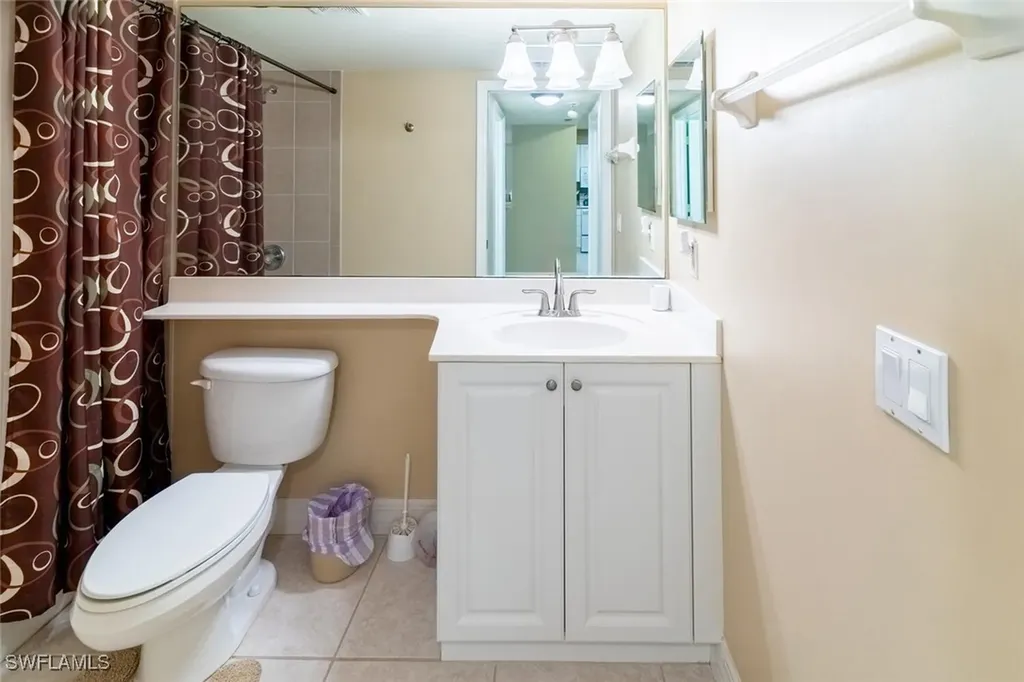 1100 Eastham Way Naples FL 34104