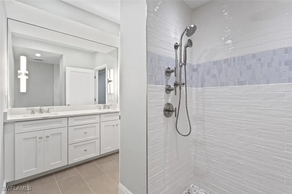 3399 Gulf Shore Boulevard N Naples FL 34103