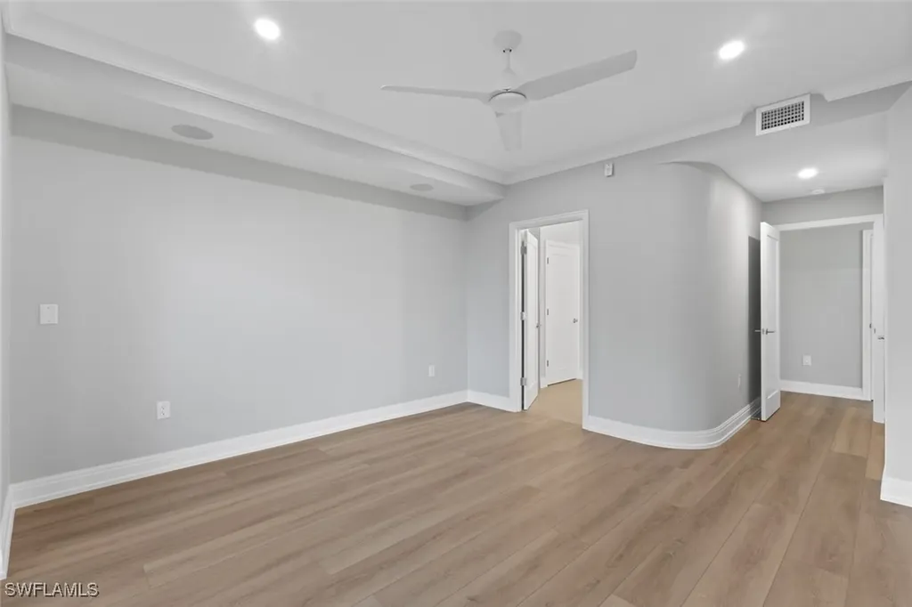 3399 Gulf Shore Boulevard N Naples FL 34103