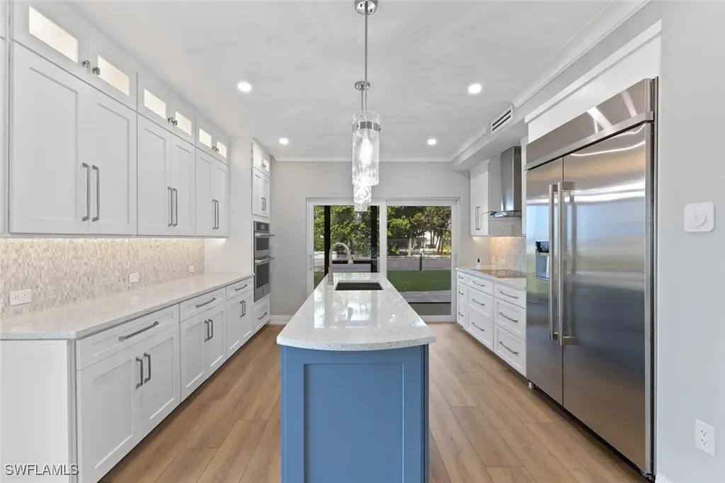 3399 Gulf Shore Boulevard N Naples FL 34103