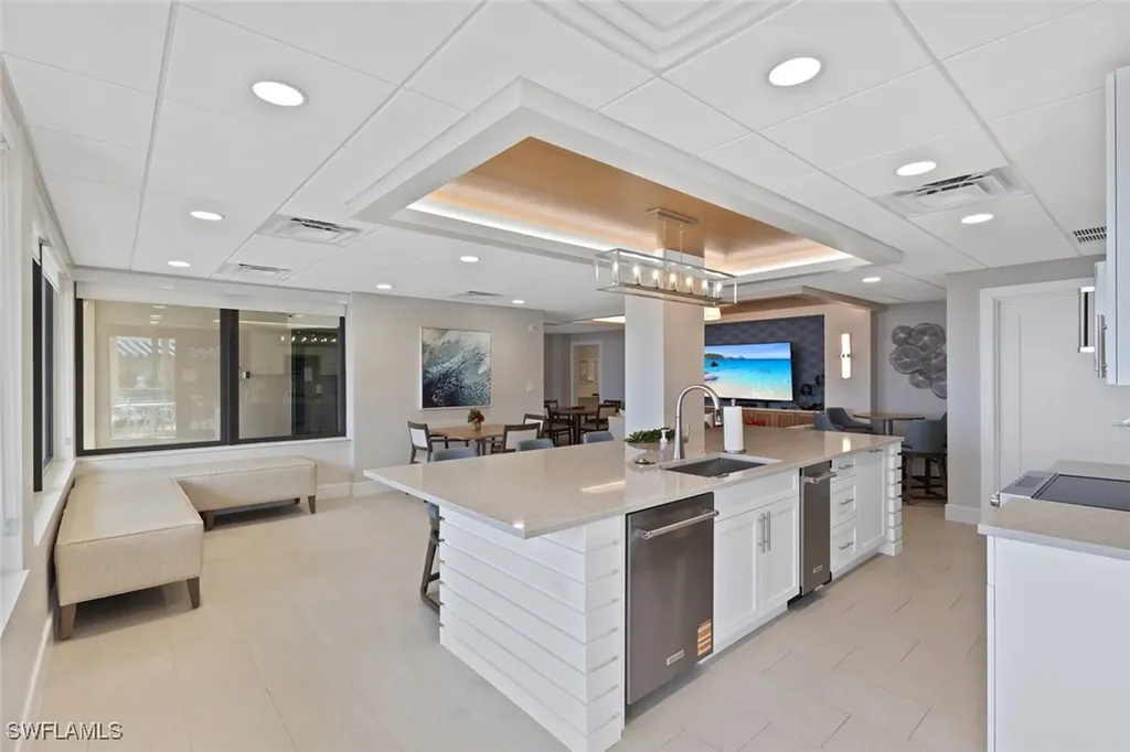 3399 Gulf Shore Boulevard N Naples FL 34103