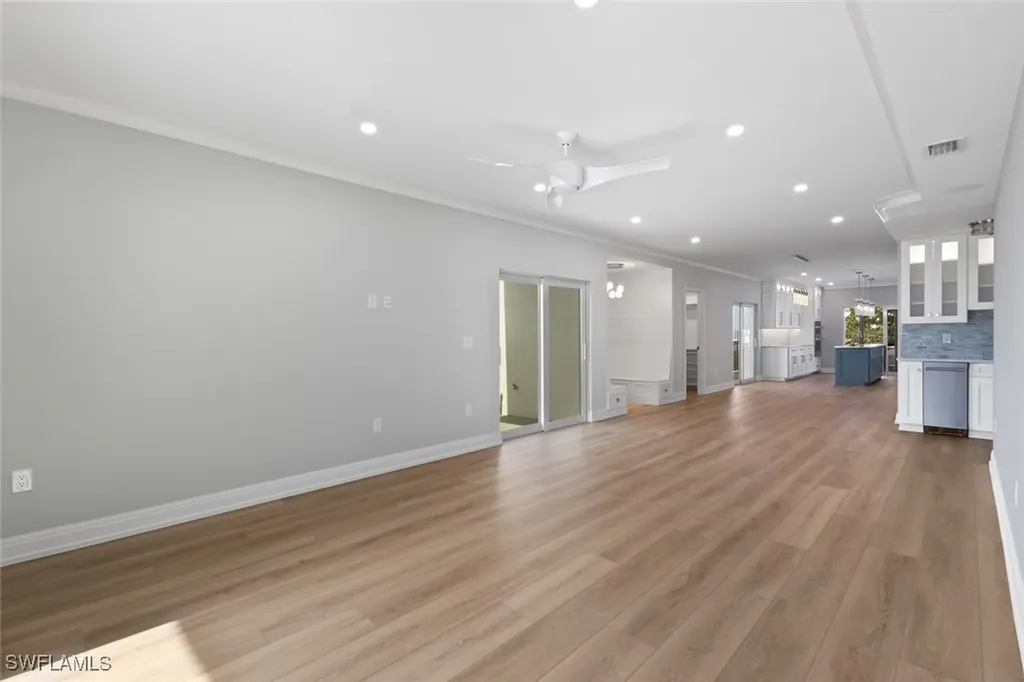 3399 Gulf Shore Boulevard N Naples FL 34103