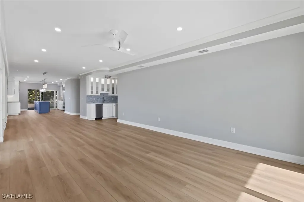 3399 Gulf Shore Boulevard N Naples FL 34103