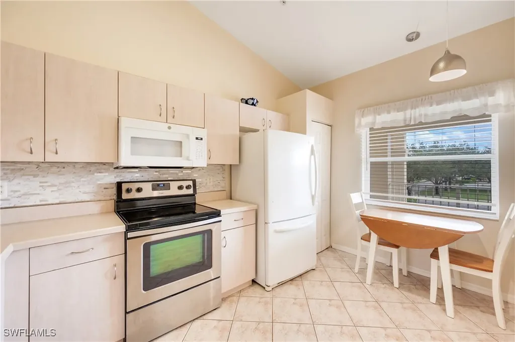 6625 Huntington Lakes Circle Naples FL 34119