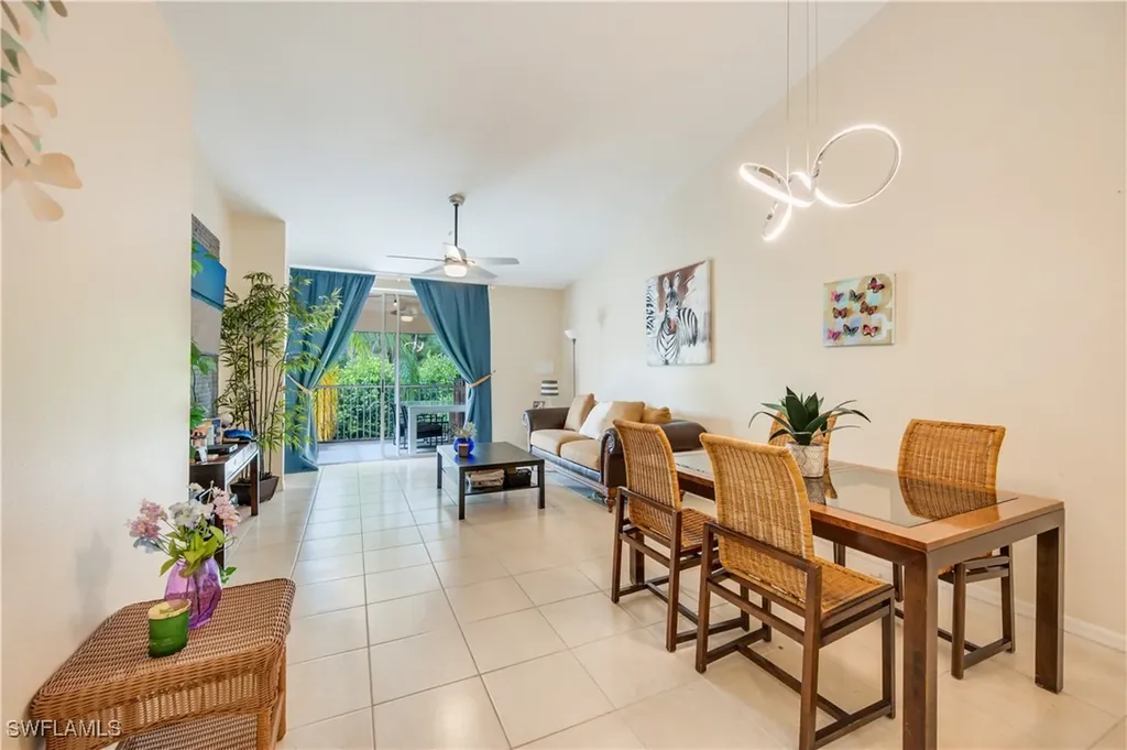 6625 Huntington Lakes Circle Naples FL 34119