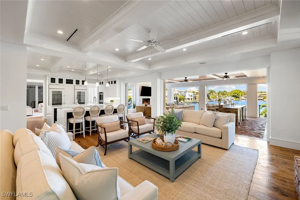 481 21st Avenue S Naples FL 34102