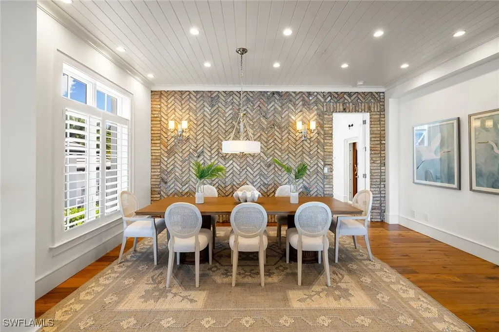 481 21st Avenue S Naples FL 34102
