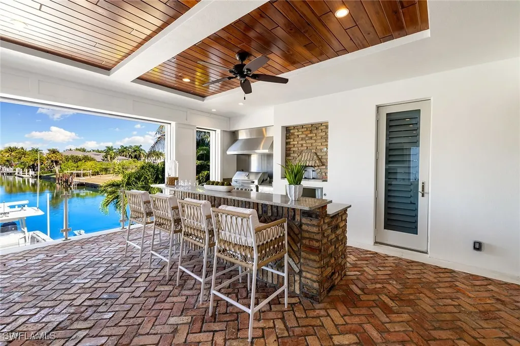 481 21st Avenue S Naples FL 34102