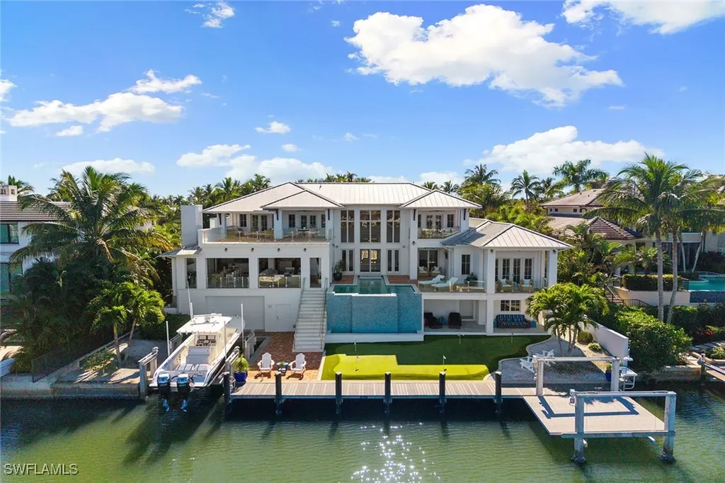 481 21st Avenue S Naples FL 34102