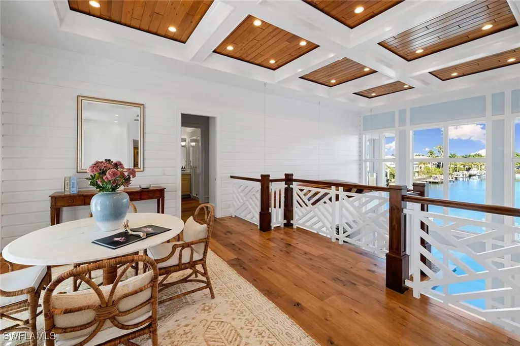 481 21st Avenue S Naples FL 34102