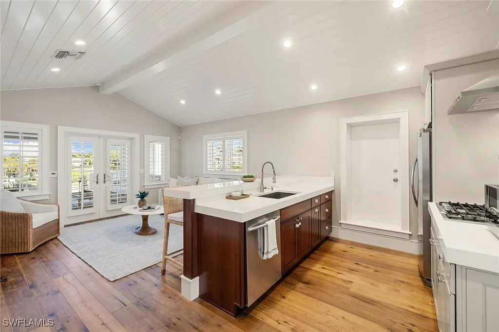 481 21st Avenue S Naples FL 34102