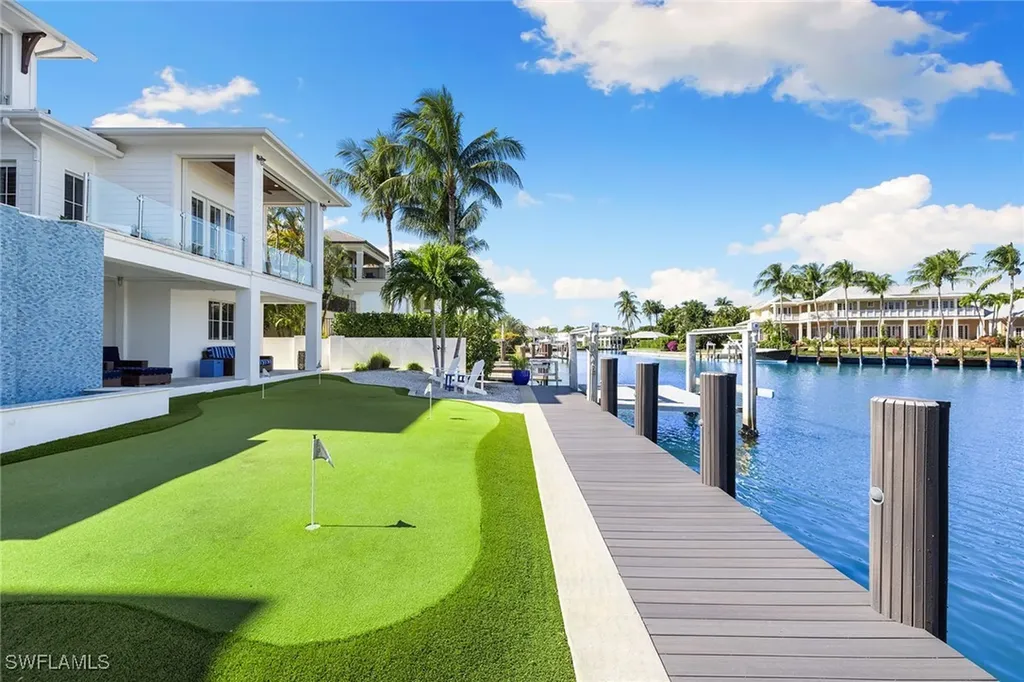 481 21st Avenue S Naples FL 34102