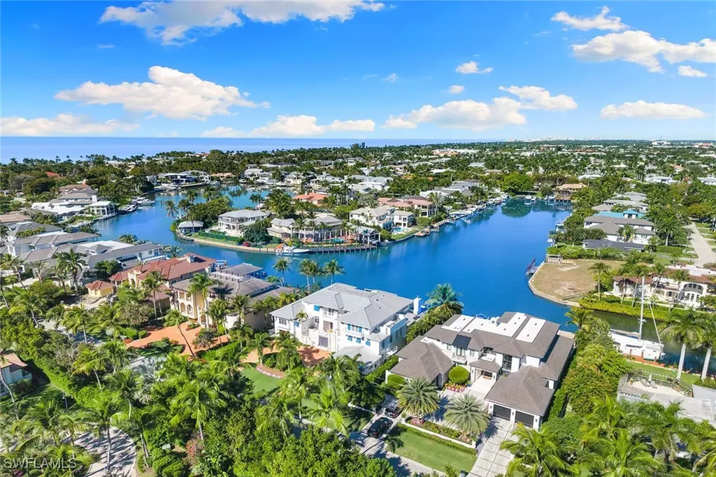 481 21st Avenue S Naples FL 34102