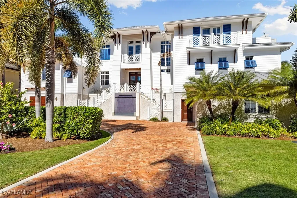481 21st Avenue S Naples FL 34102