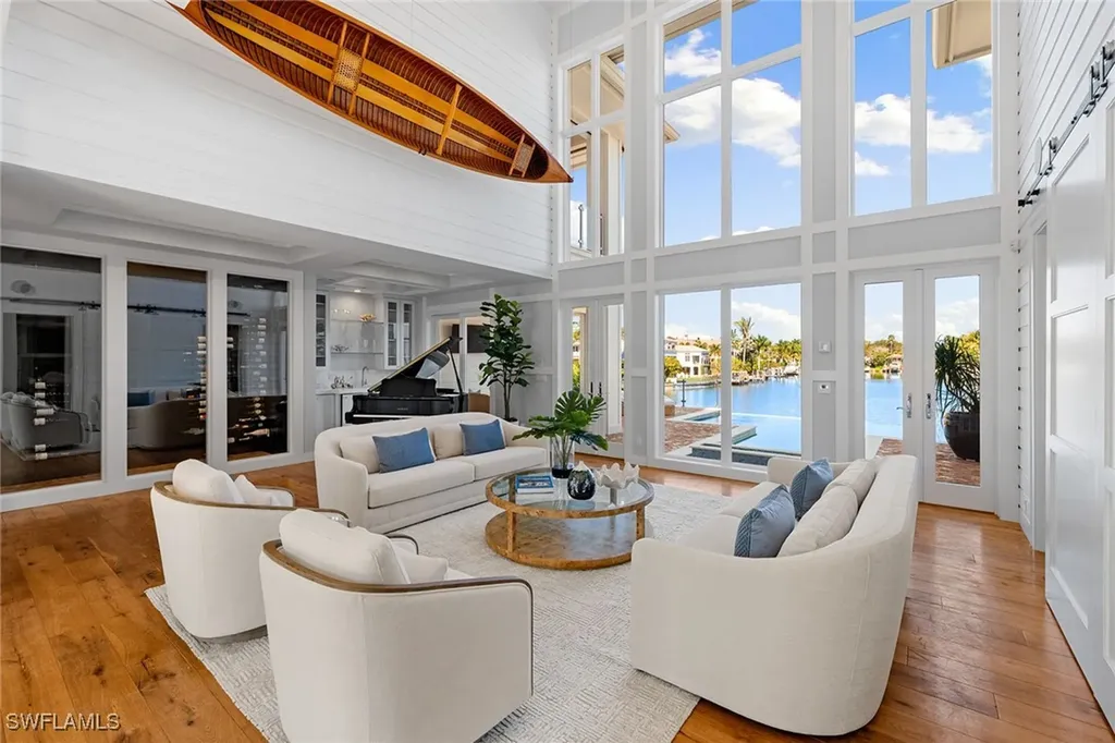 481 21st Avenue S Naples FL 34102