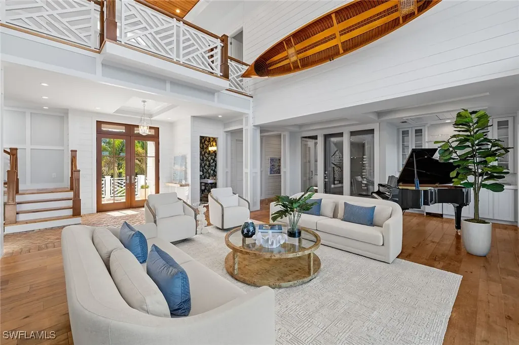 481 21st Avenue S Naples FL 34102