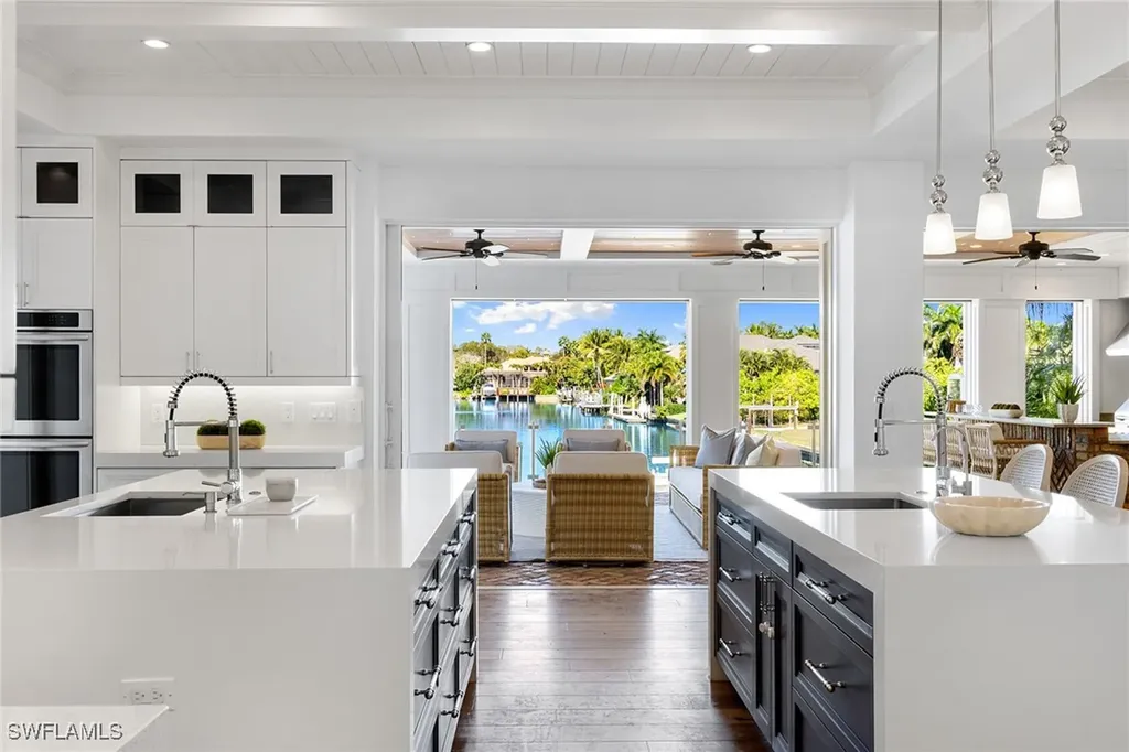 481 21st Avenue S Naples FL 34102