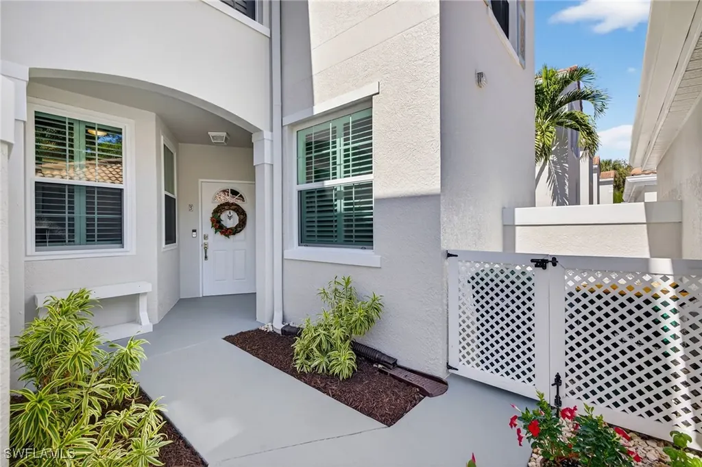 8355 Excalibur Circle Naples FL 34108