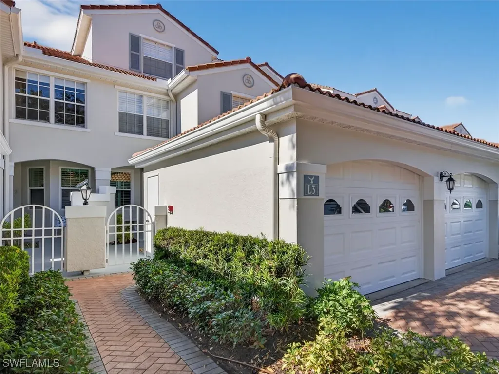 8355 Excalibur Circle Naples FL 34108