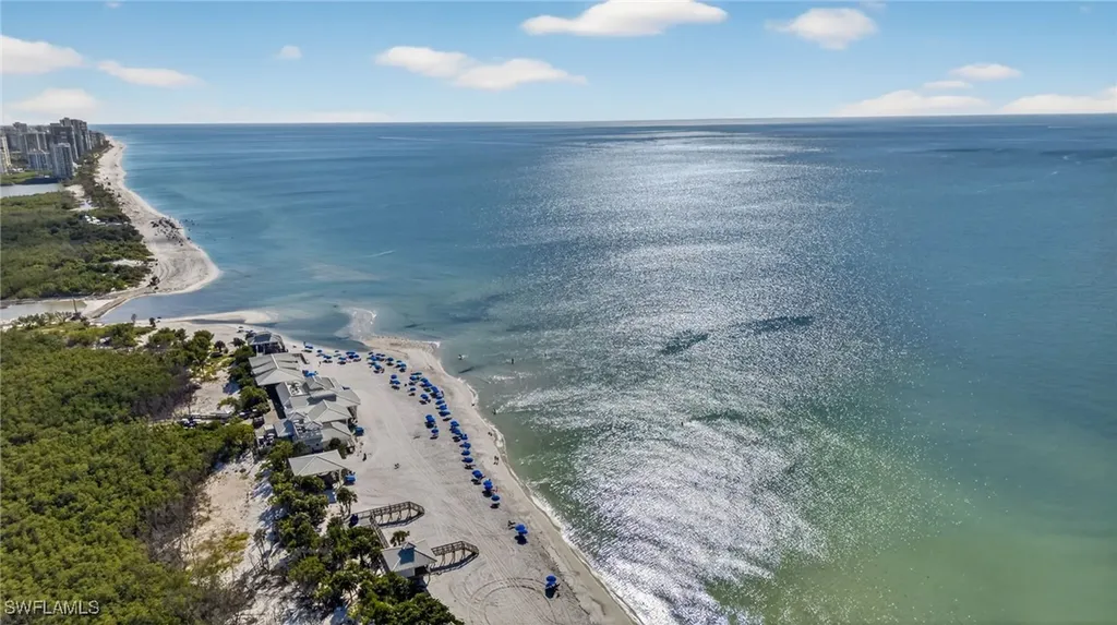 8355 Excalibur Circle Naples FL 34108