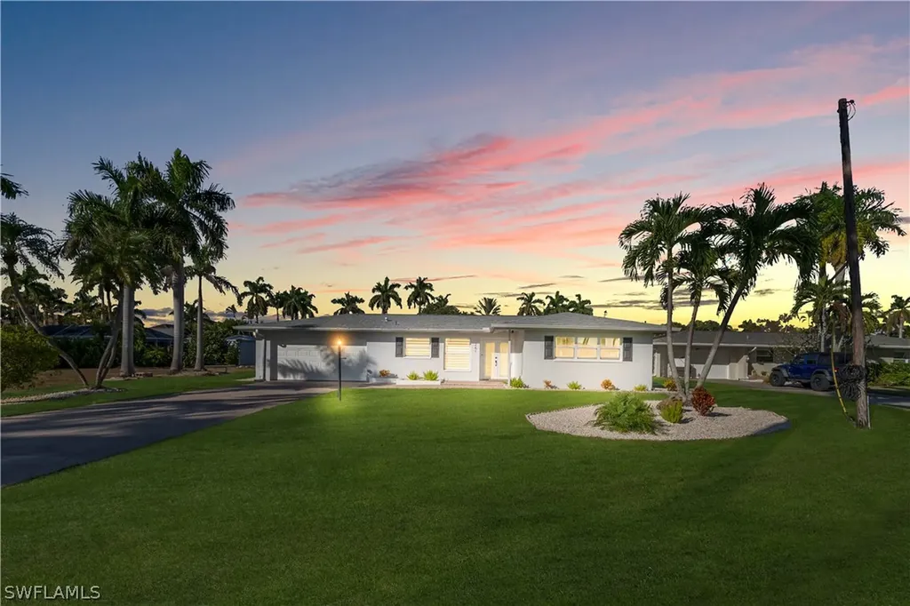 261 Bayshore Drive Cape Coral FL 33904