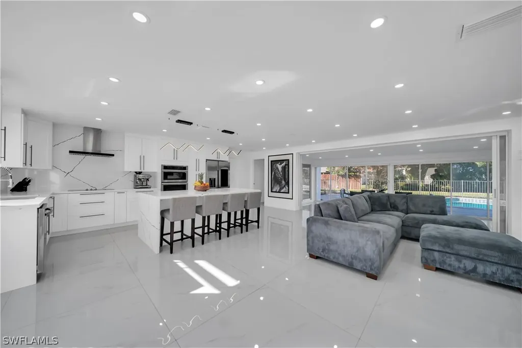261 Bayshore Drive Cape Coral FL 33904
