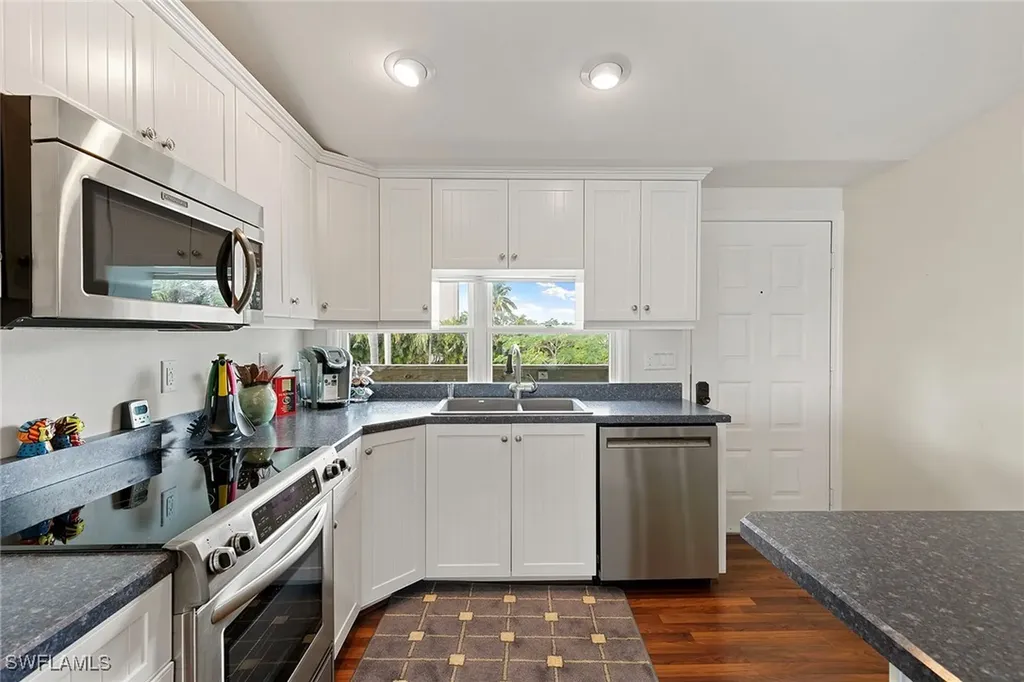 611 Palm Avenue Goodland FL 34140