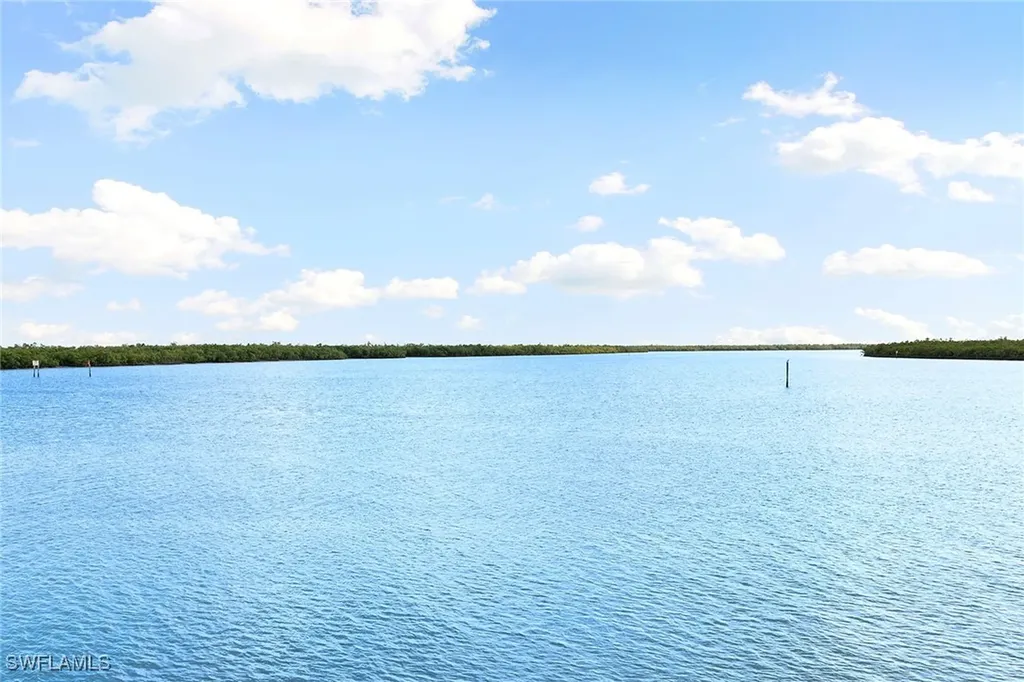611 Palm Avenue Goodland FL 34140