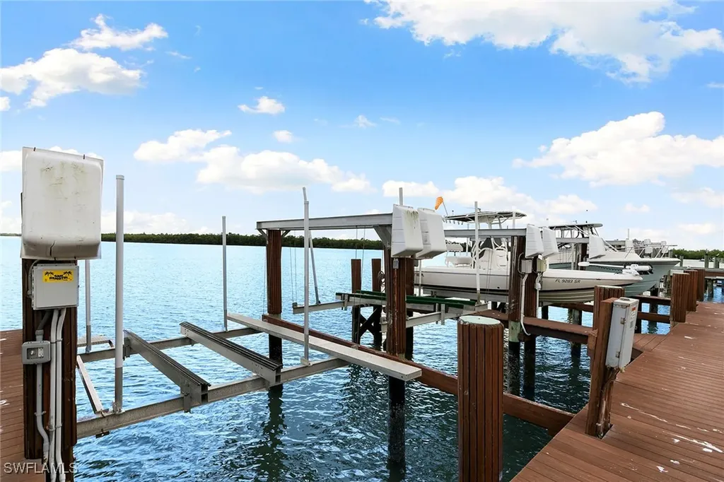 611 Palm Avenue Goodland FL 34140