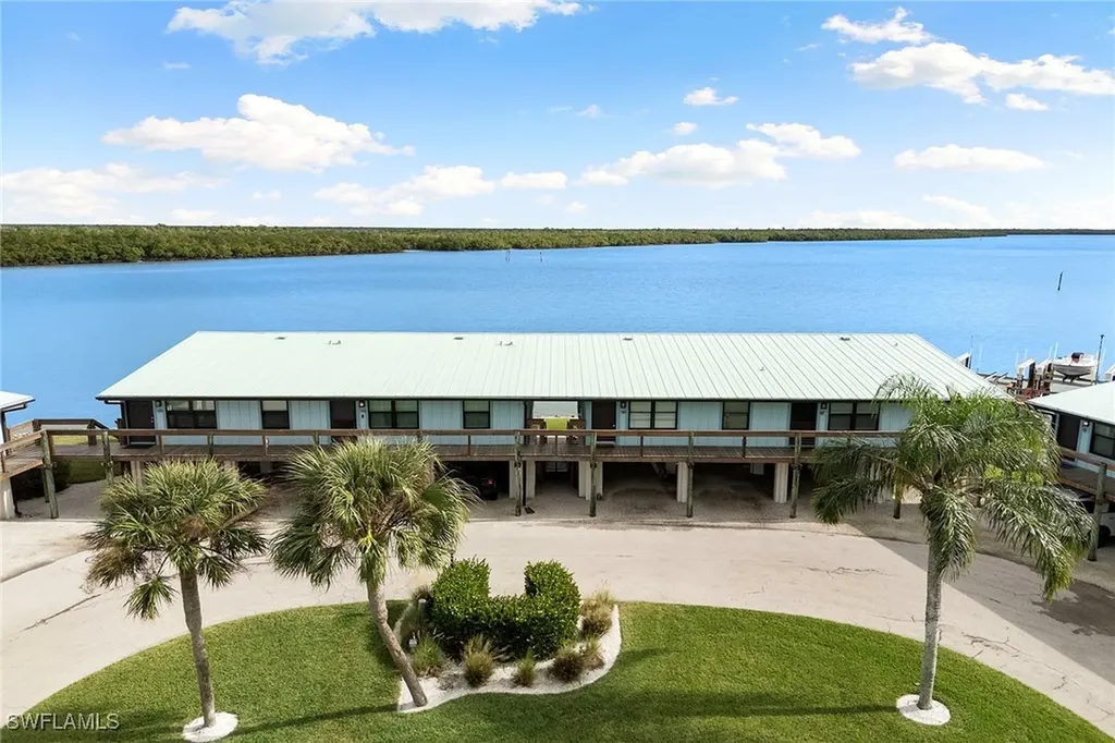 611 Palm Avenue Goodland FL 34140