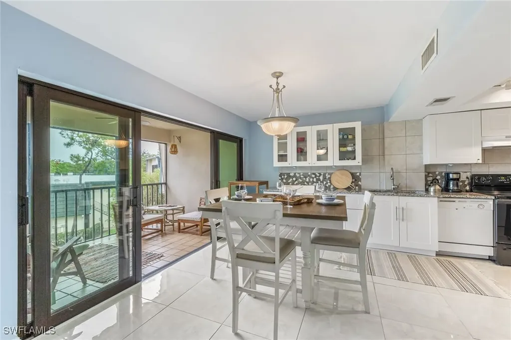1724 Bald Eagle Drive Naples FL 34105