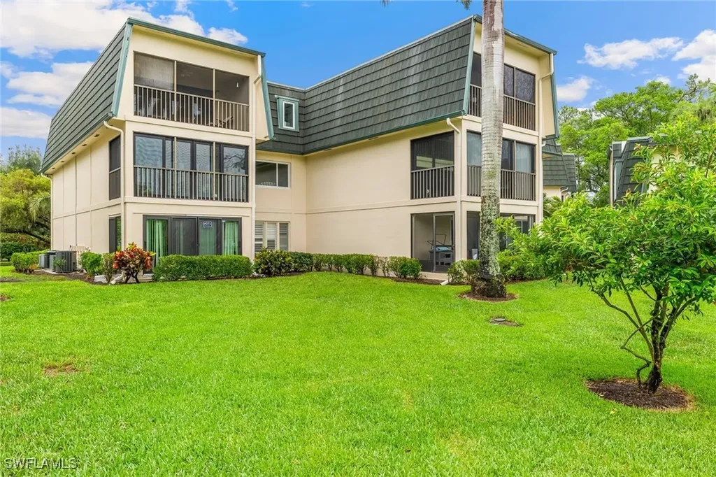 1724 Bald Eagle Drive Naples FL 34105