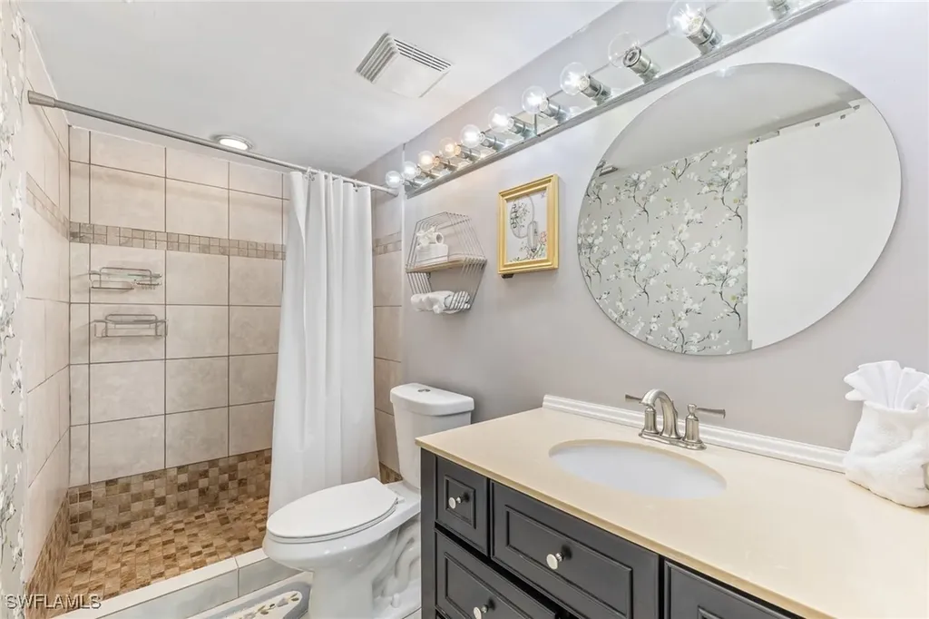 1724 Bald Eagle Drive Naples FL 34105