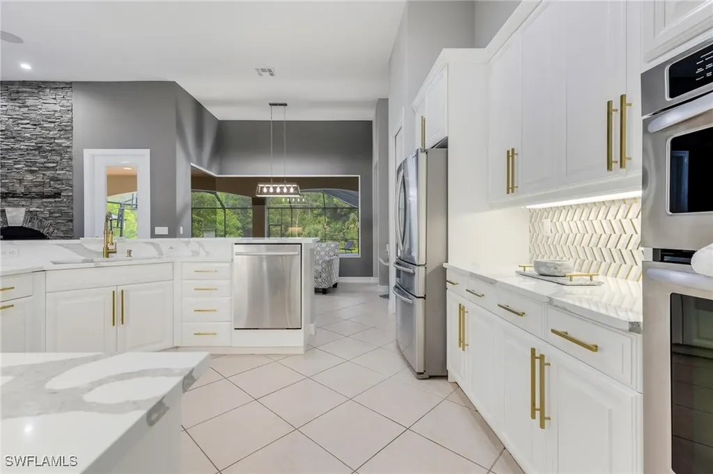 160 Logan Boulevard S Naples FL 34119