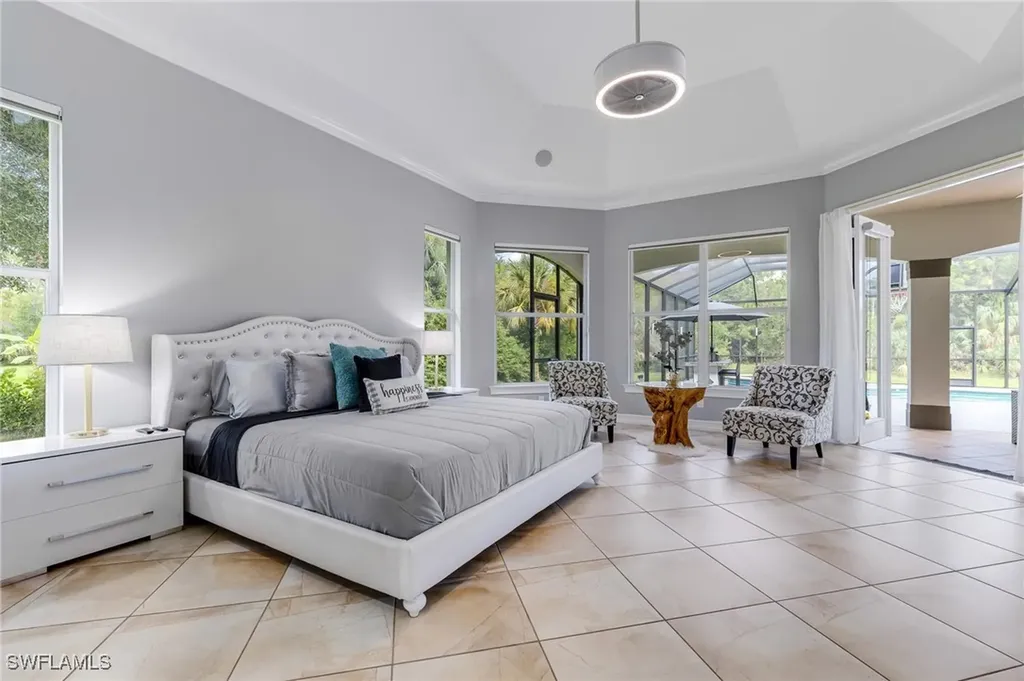 160 Logan Boulevard S Naples FL 34119