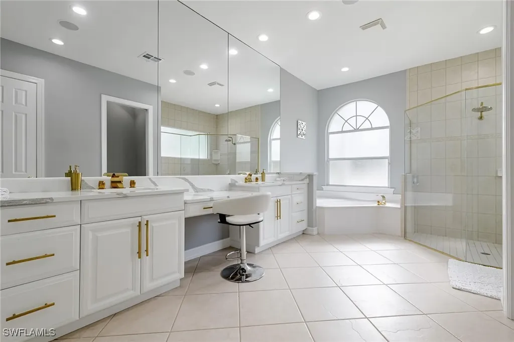 160 Logan Boulevard S Naples FL 34119