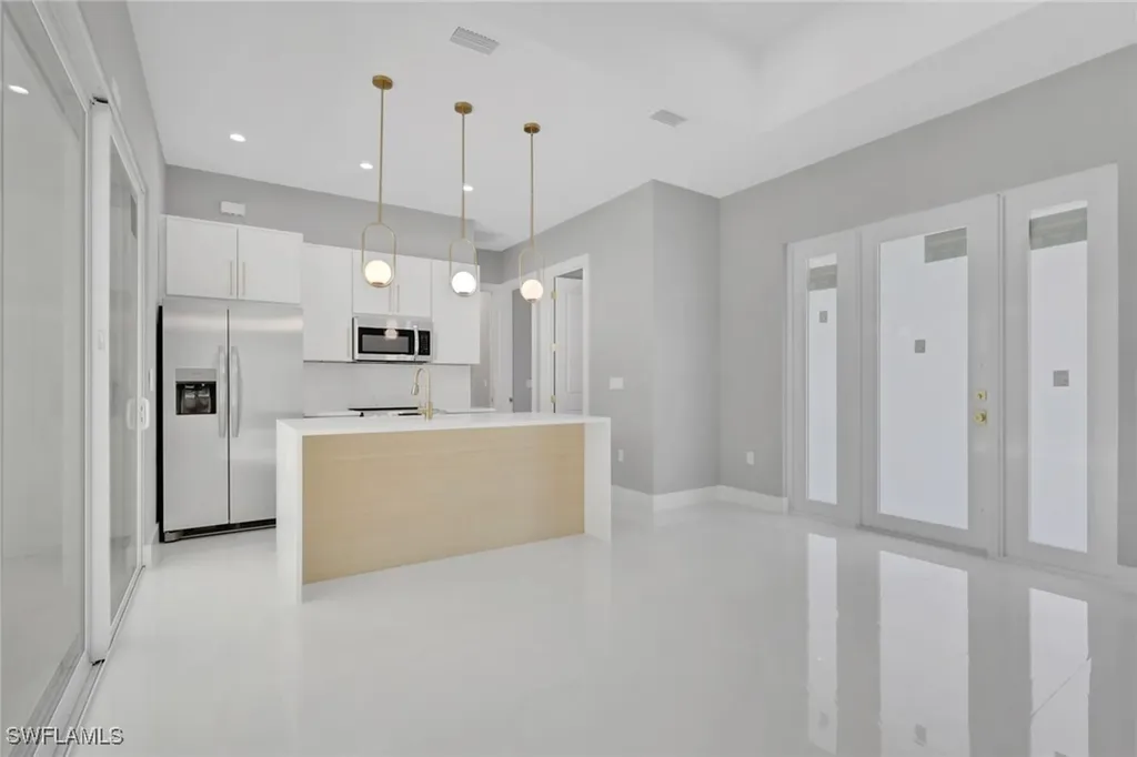 160 Logan Boulevard S Naples FL 34119