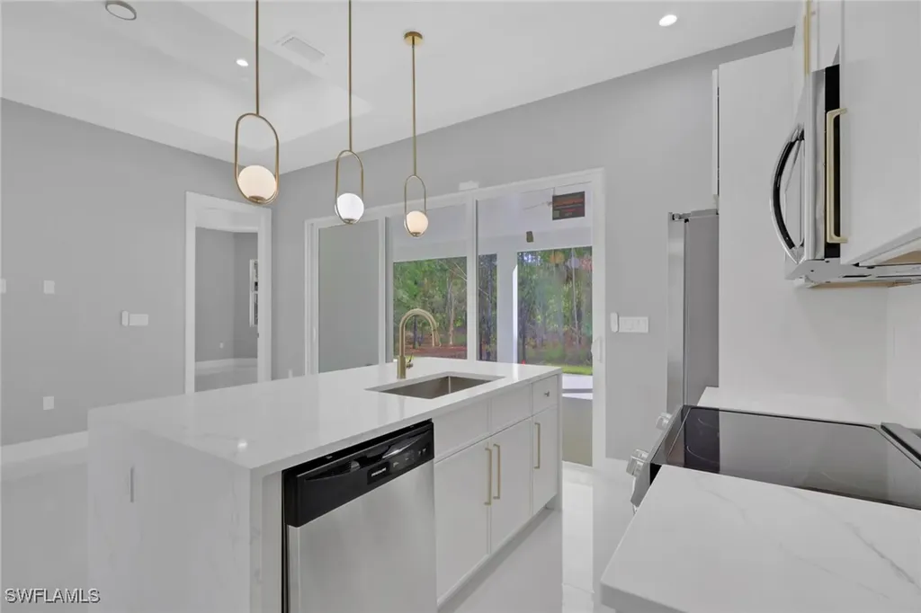 160 Logan Boulevard S Naples FL 34119