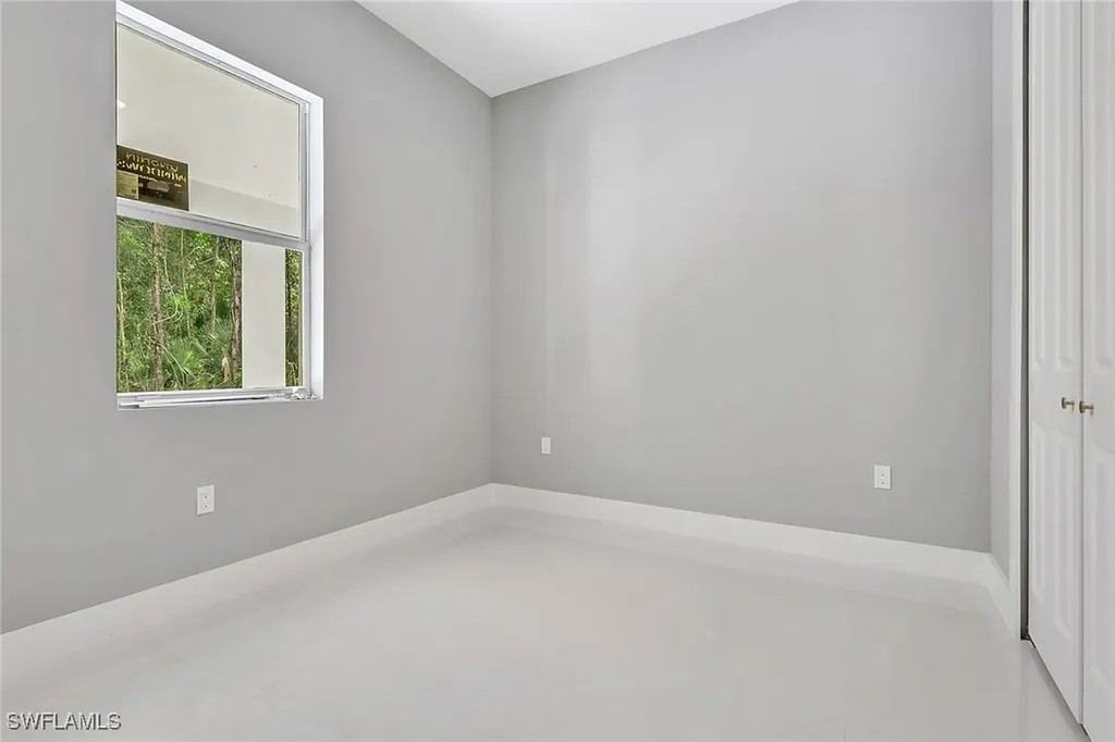 160 Logan Boulevard S Naples FL 34119