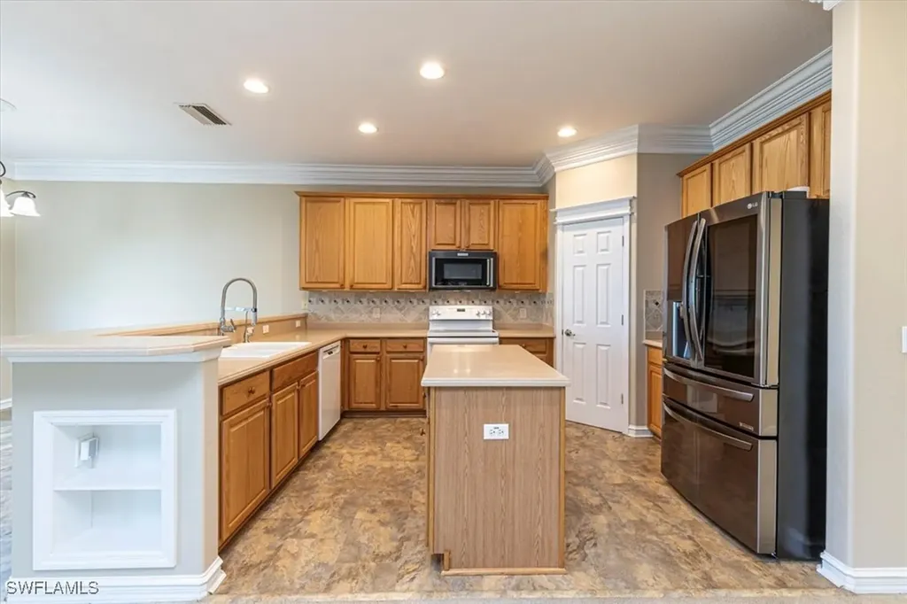 2772 Orange Grove Trail Naples FL 34120