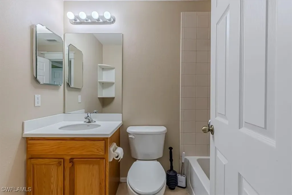 2772 Orange Grove Trail Naples FL 34120