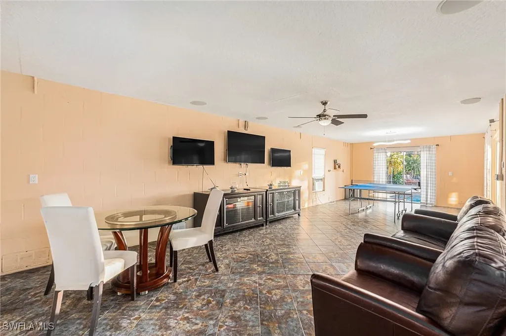 1316 Apollo Beach Boulevard S Apollo Beach FL 33572