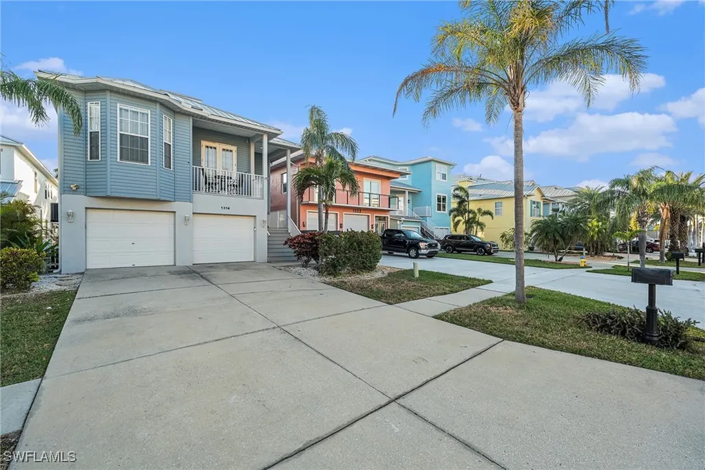 1316 Apollo Beach Boulevard S Apollo Beach FL 33572